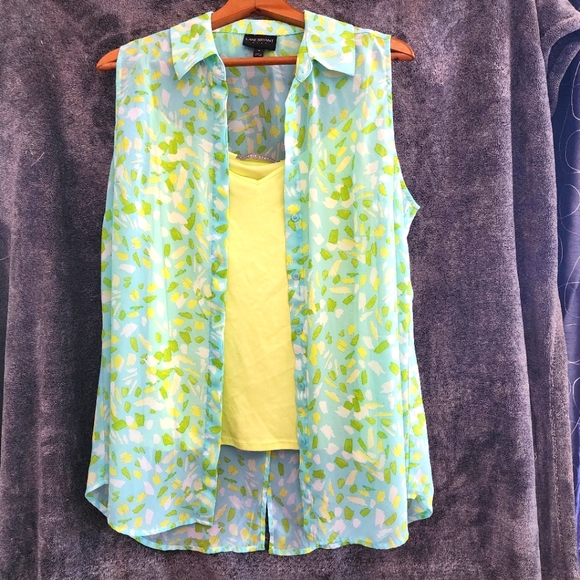 Sleeveless shirt with cami - Picture 1 of 1